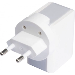 Travel adapter
